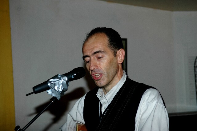 min 2006 12 05 latino 070